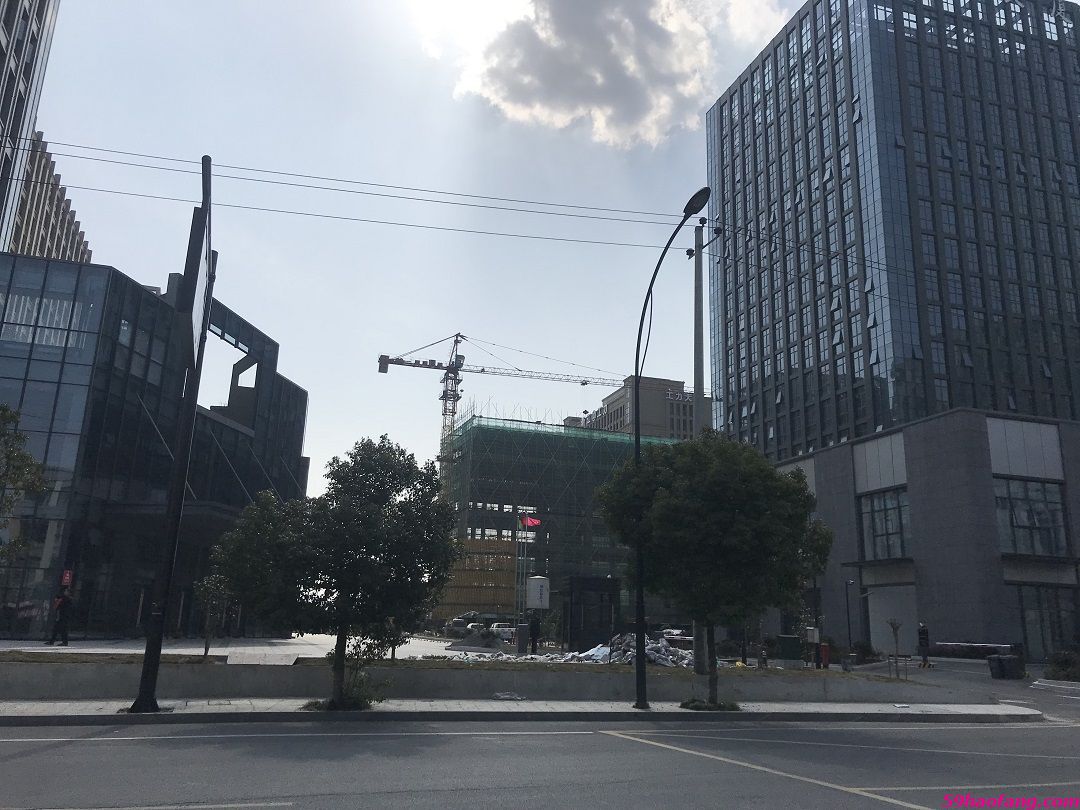 兴耀锦里